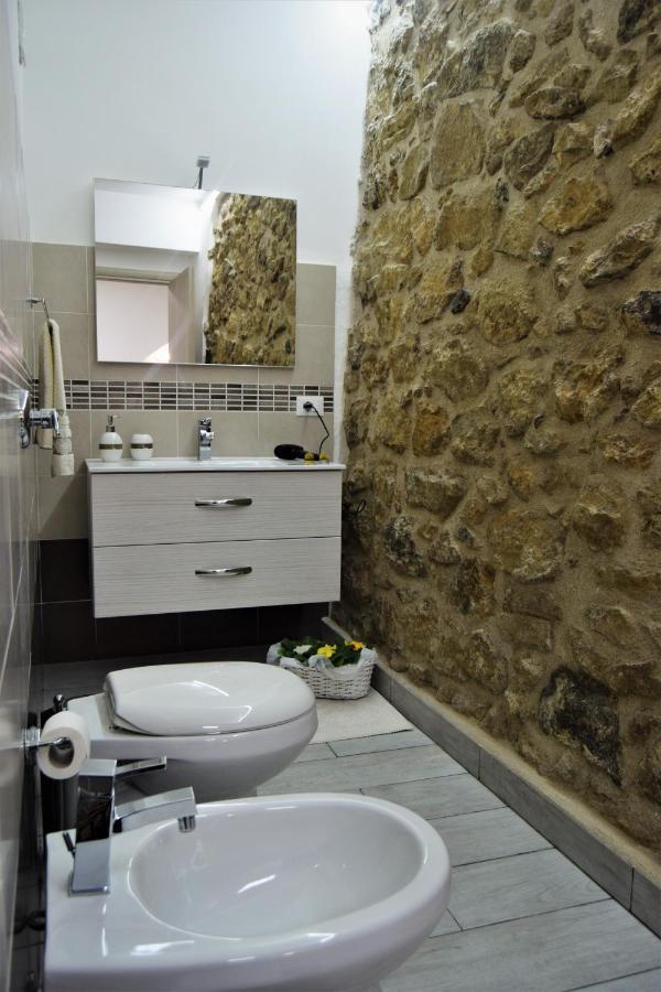 L'Antico Borgo Di Segesta Villa กาลาตาฟีมี ภายนอก รูปภาพ