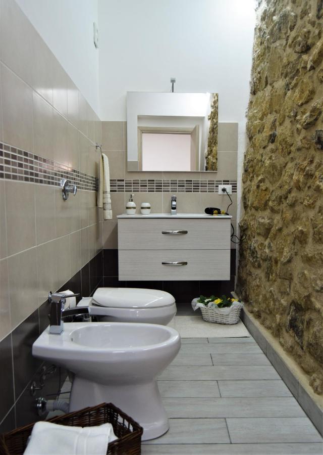 L'Antico Borgo Di Segesta Villa กาลาตาฟีมี ภายนอก รูปภาพ